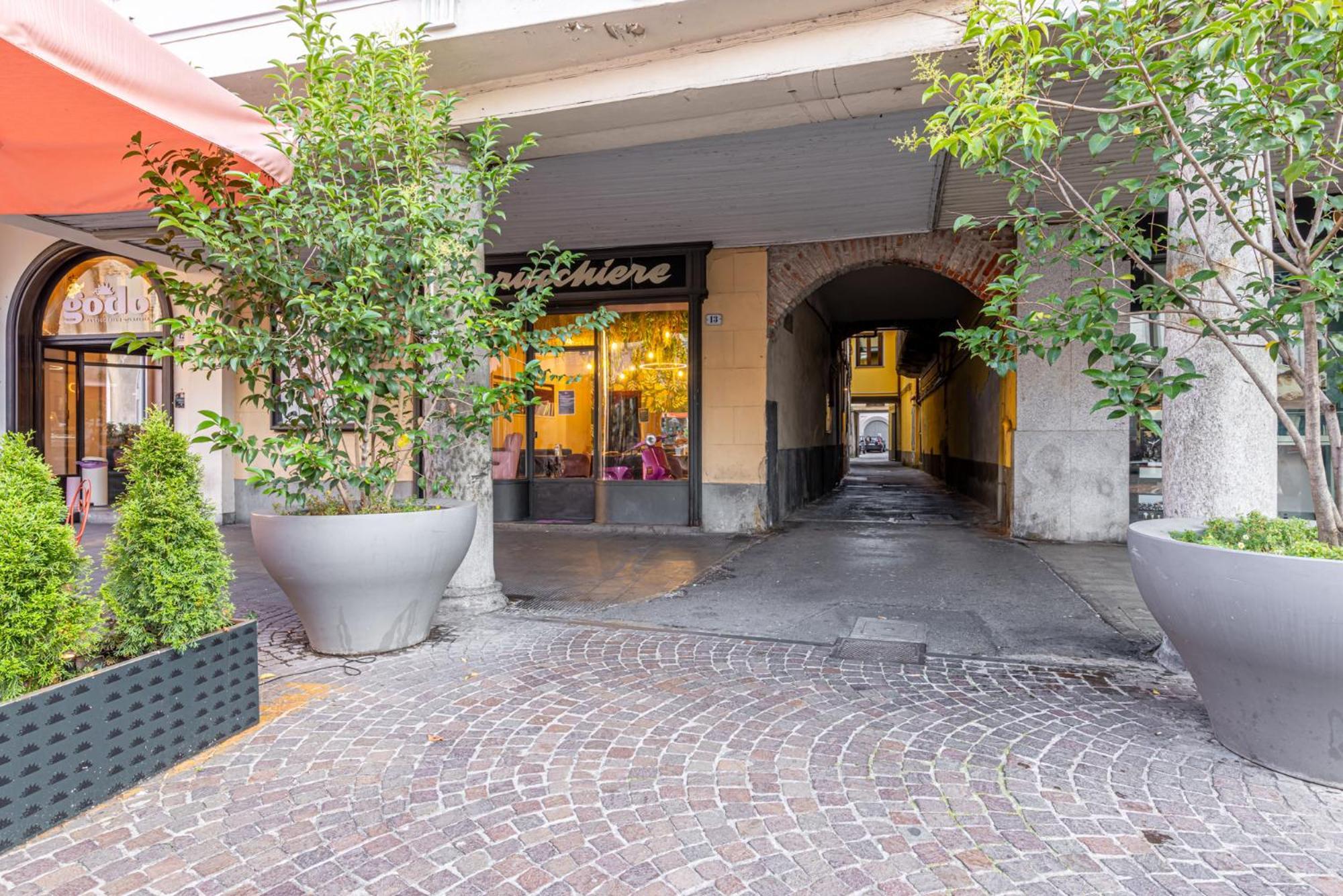 Gallarate Central Suite Esterno foto